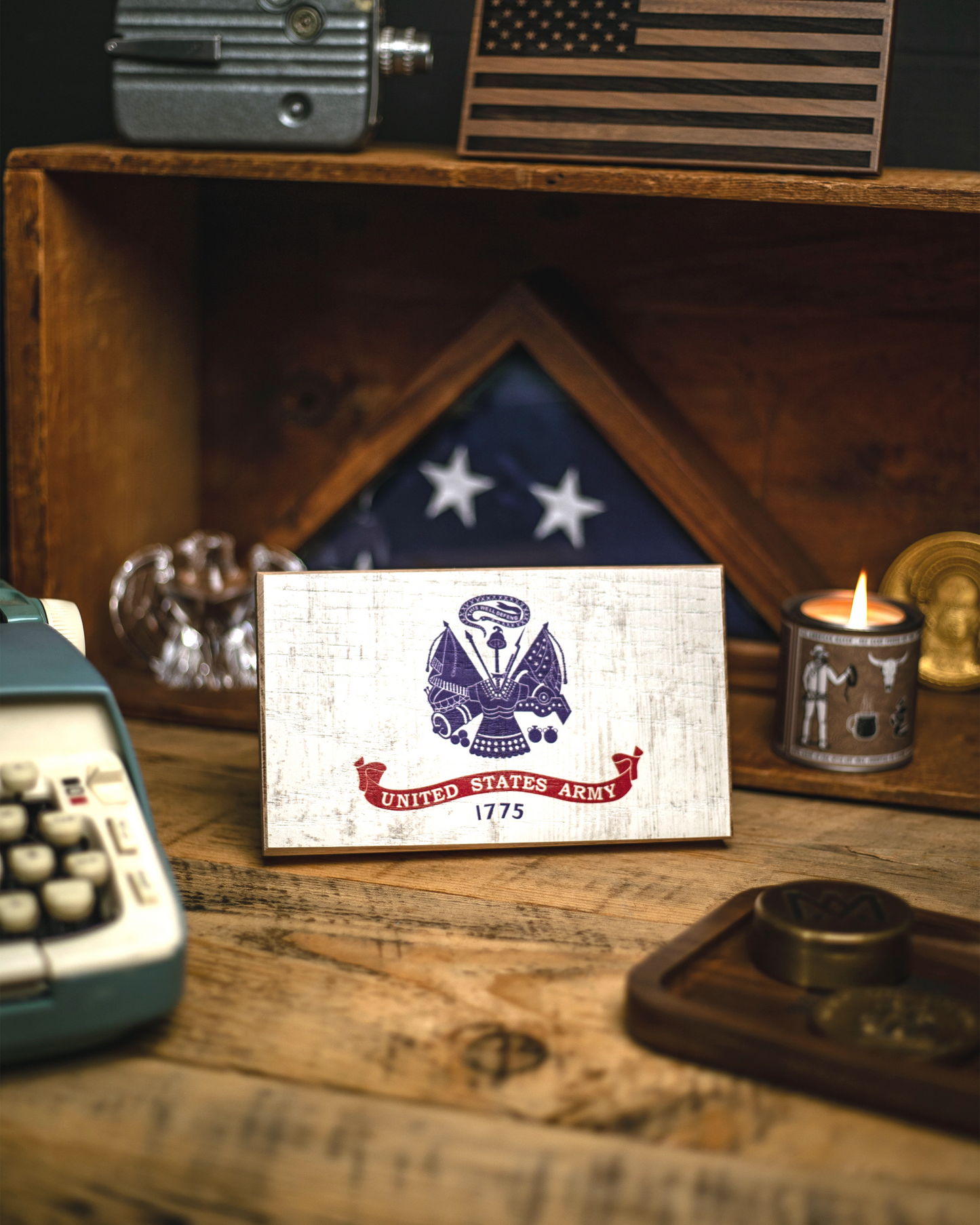 Service Branch Desk Flag featuring U.S. Army insignia with a flag in the background.
