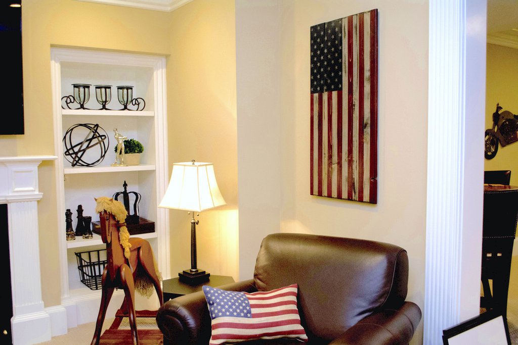 Vertical American Flag - Perfect art for narrow walls