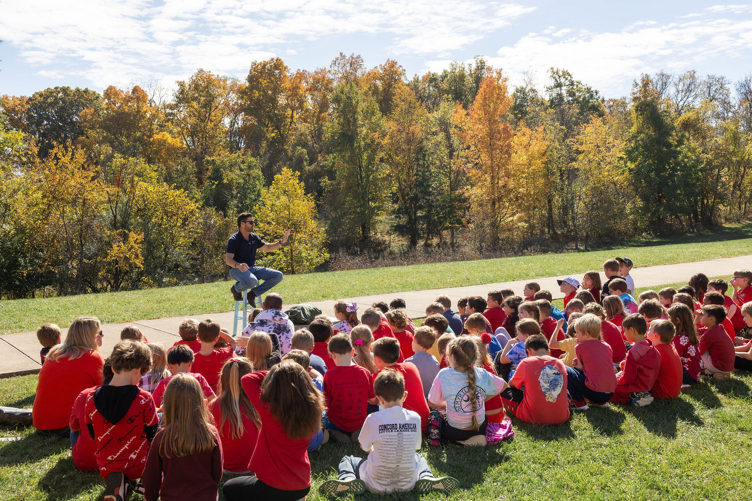 Veterans Day Flag Build: A Day of Reflection and Learning at Round Hill Elementary