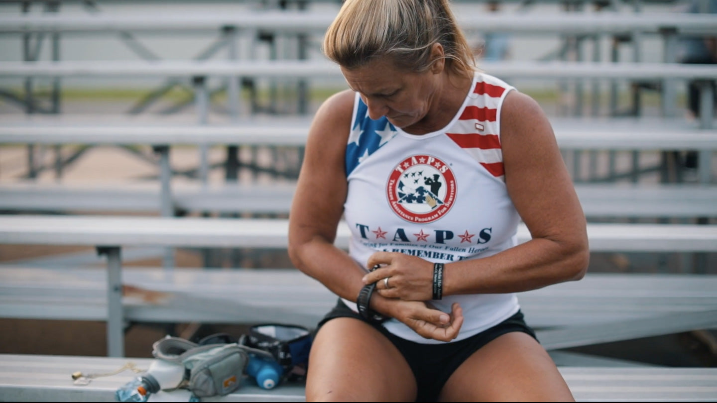Honoring America's Gold Star Mothers - Flags of Valor salutes Lisa Anderson